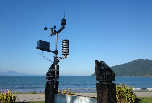 The mobile weather station attached to a sign on Ubatuba beach